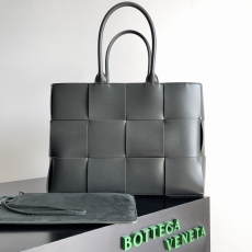 Bottega Veneta Shopping Bags